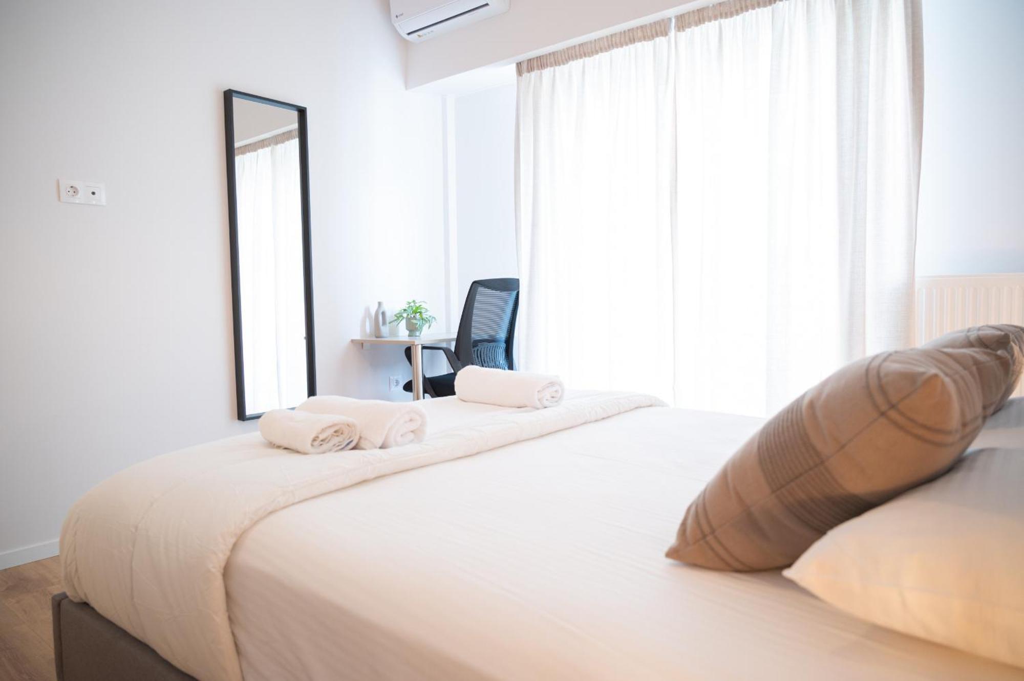 Urban Comfort 2 Bdrm Next To Metro 雅典 外观 照片